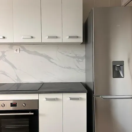 Magnifique, Spacieux, Deux , Deux Terrasse, Un Grand Salon, Salle à Manger, Pas Loin De La Gare De Muhlouse